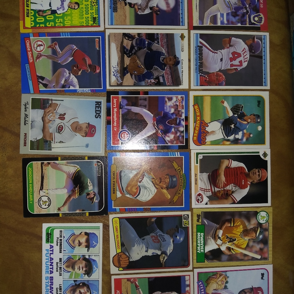 Mlb card lot. Smashed out#!!